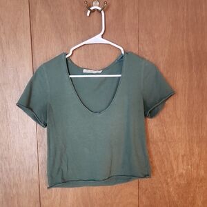 Women's Green V-Neck Crop Top